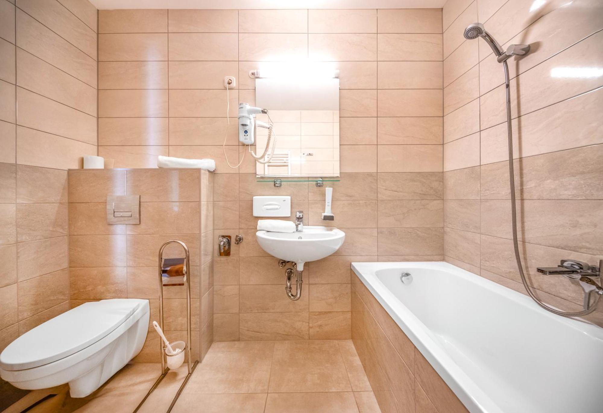 Corvin Hotel Budapest Residence Ngoại thất bức ảnh