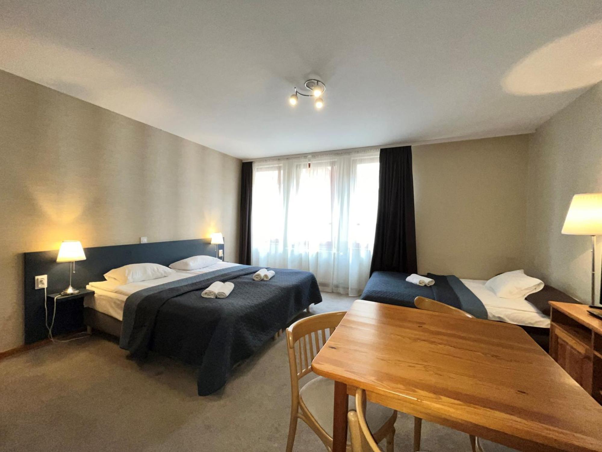 Corvin Hotel Budapest Residence Ngoại thất bức ảnh