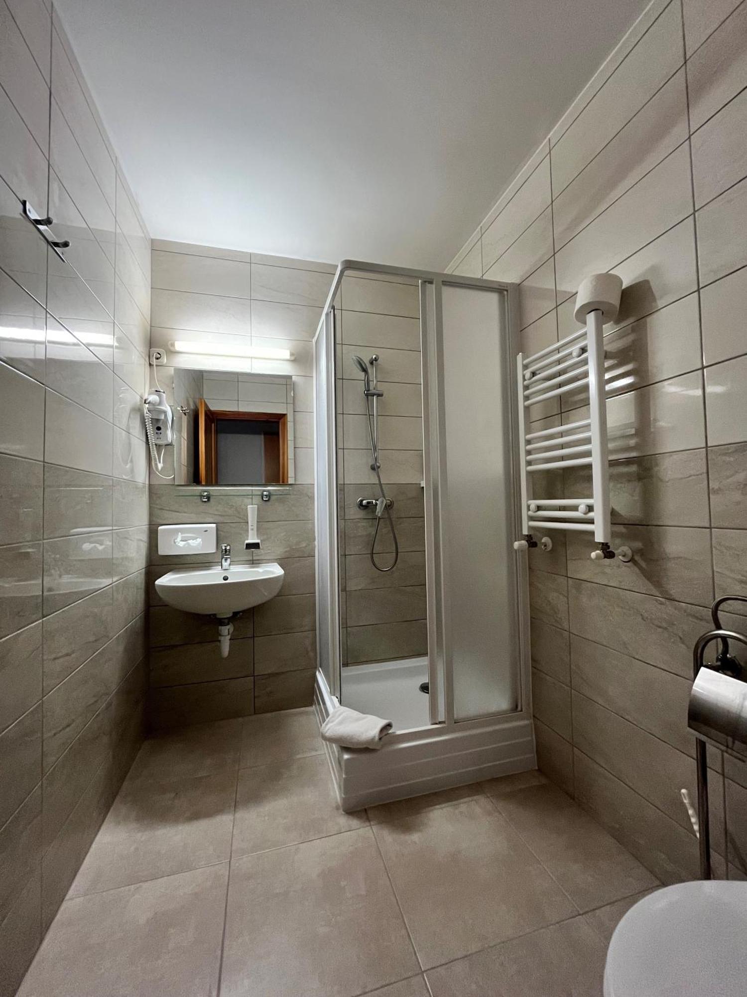 Corvin Hotel Budapest Residence Ngoại thất bức ảnh