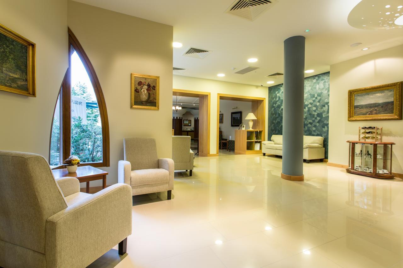 Corvin Hotel Budapest Residence Ngoại thất bức ảnh