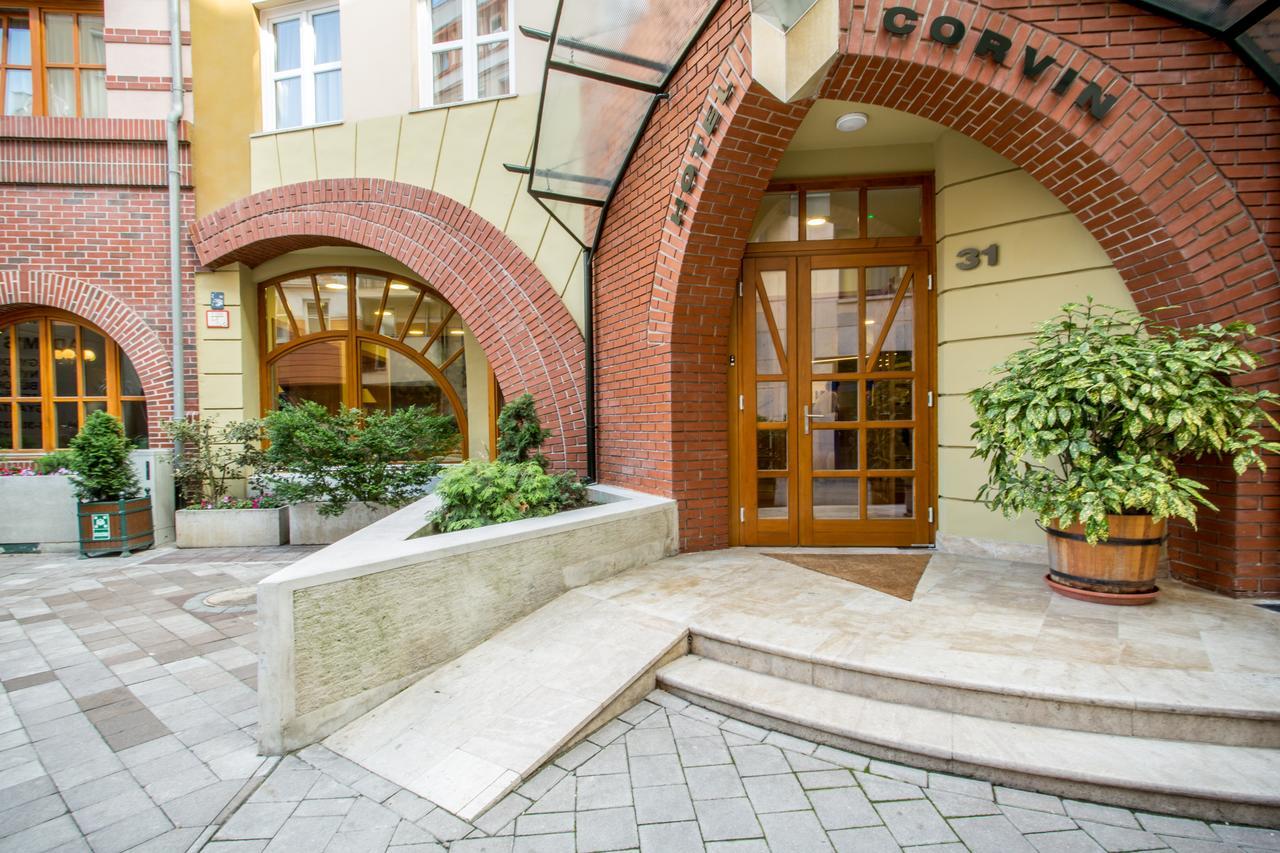 Corvin Hotel Budapest Residence Ngoại thất bức ảnh